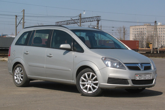 Opel-Zafira, 2008 г.в, 1.8Б, 5-МКПП Opel-Zafira, 2008 г.в, 1.8Б, 5-МКПП