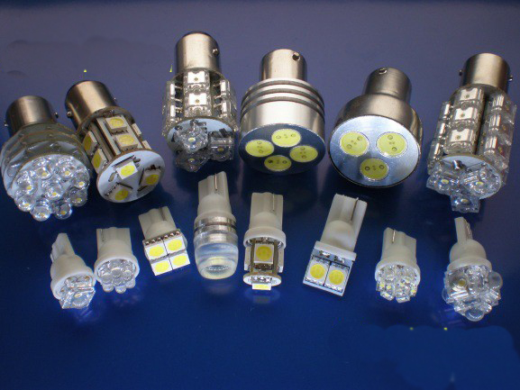 светодиодные автолампы, дневные ходовые огни, лампы ПТФ, и др. . На