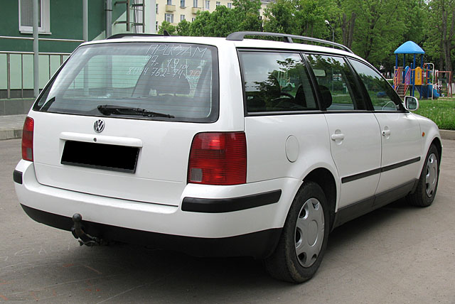 Пассат универсал в спб. Фольксваген Пассат 1997 универсал. VW Passat b4 универсал 1997. Фольксваген б5 универсал 1997. Фольксваген б5 белый универсал.
