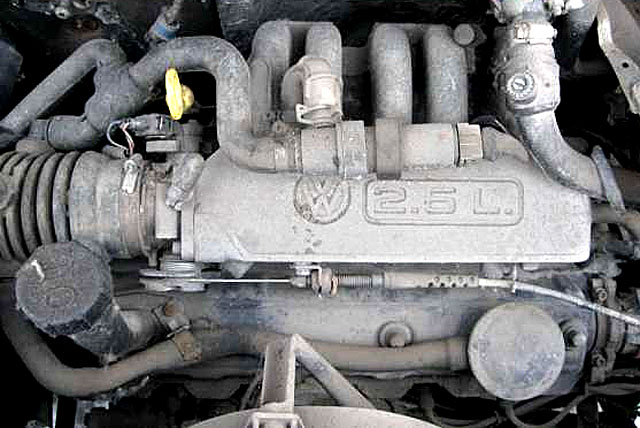 Двигатель по запчастям к Фольксваген-Т4, 2001 г.в, 2.5TDI