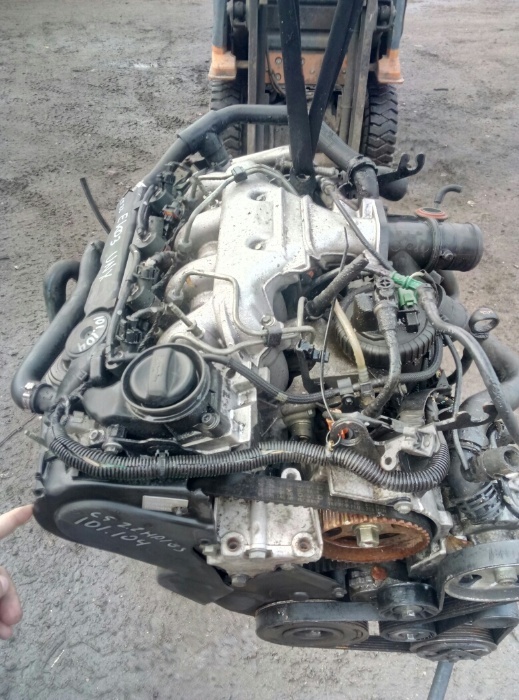 Двигатель ДВС Citroen C5 4HX(DW12TED4) дизель