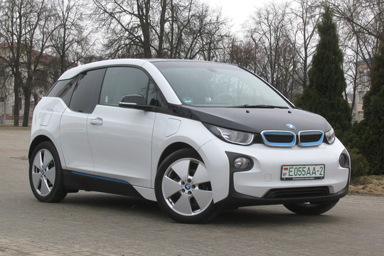 BMW i3, 2017 г.в, электро, REX версия с бензогенератором BMW i3, 2017 г.в, электро, REX версия с бензогенератором