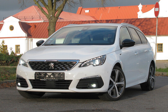 Peugeot 308, 2021 г.в, 1.2Б, АКПП Peugeot 308, 2021 г.в, 1.2Б, АКПП