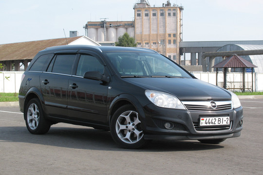 Opel-Astra H, 2008 г.в, 1.8Б, 5-МКПП
