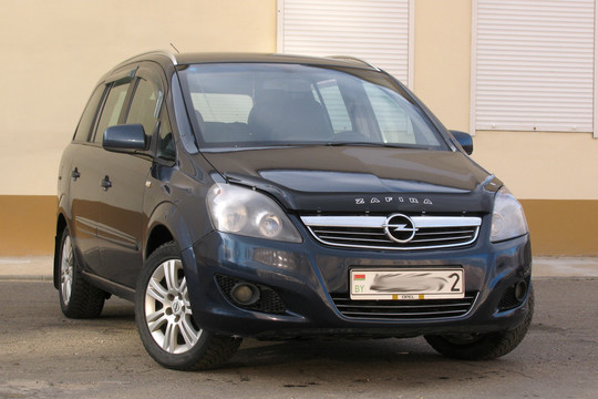 Opel-Zafira, 2012 г.в, 1.8Б, 5-МКПП