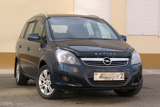 Opel-Zafira, 2012 г.в, 1.8Б, 5-МКПП Opel-Zafira, 2012 г.в, 1.8Б, 5-МКПП