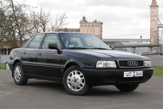 Audi-80 B4, 1992 г.в, 2.0Б, 5-МКПП