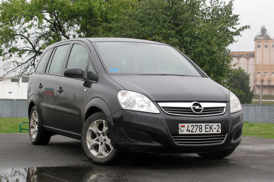 Opel-Zafira, 2008 г.в, 1.8Б, 5-МКПП
