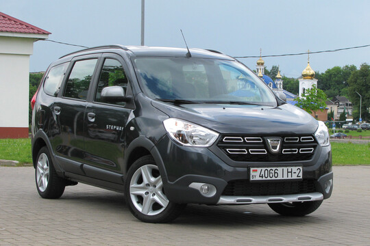 Dacia Lodgy Stepway, 2022 г.в, 1.5 dCi, 6-МКПП, 7 мест Dacia Lodgy Stepway, 2022 г.в, 1.5 dCi, 6-МКПП, 7 мест