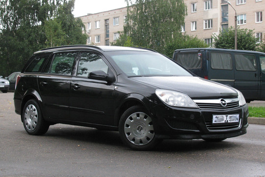 Opel-Astra H, 2008 г.в, 1.8Б, 5-МКПП