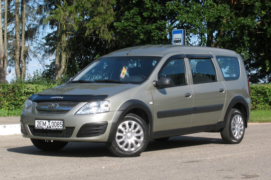 Lada-Largus, 2014 г.в, 1.6 газ/бензин, 5-МКПП