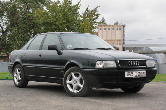 Audi-80 B4, 1994 г.в, 2.0Б, 5-МКПП