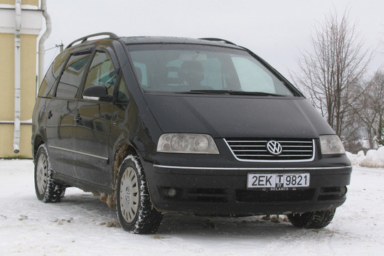 Volkswagen-Sharan 2-й рестайлинг, 2007 г.в, 1.9TDI, 6-МКПП Volkswagen-Sharan 2-й рестайлинг, 2007 г.в, 1.9TDI, 6-МКПП