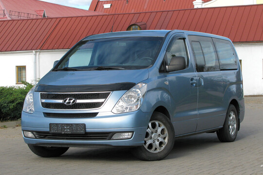 Hyundai H-1 (Starex) II, 8 мест, 2008 г.в, 2.5CRDI, 5-МКПП Hyundai H-1 (Starex) II, 8 мест, 2008 г.в, 2.5CRDI, 5-МКПП